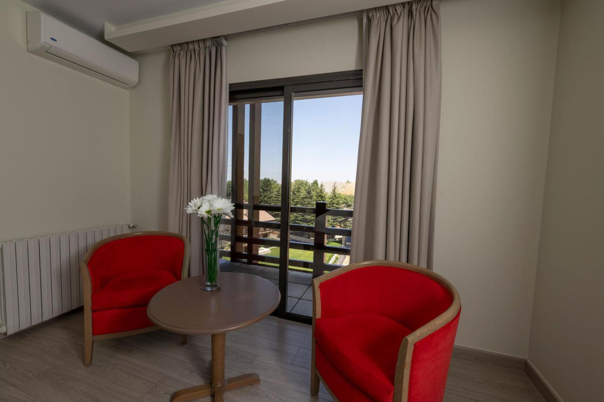 Intercontinental Mzaar Lebanon Mountain Resort & Spa By Ihg Mzaar Kfardebian Zewnętrze zdjęcie